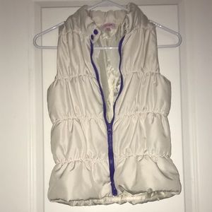 White vest